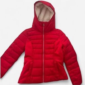 Hollister girls red puffer jacket with Sherpa lining size S